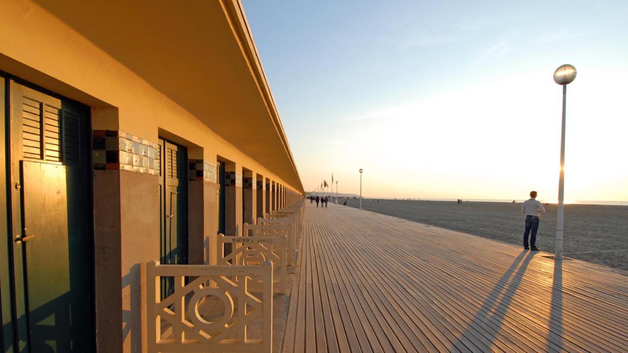 Cadre Exceptionnel: Duplex Classe 4**** Tennis, Piscine, Parking, Linge Inclus, Wifi, Materiel Bebe, Proximite Centre Deauville Luaran gambar